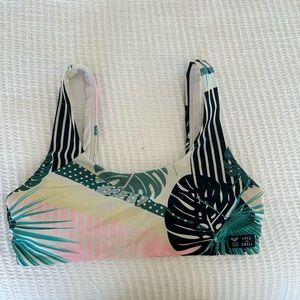 Women’s Roxy Bathing suit